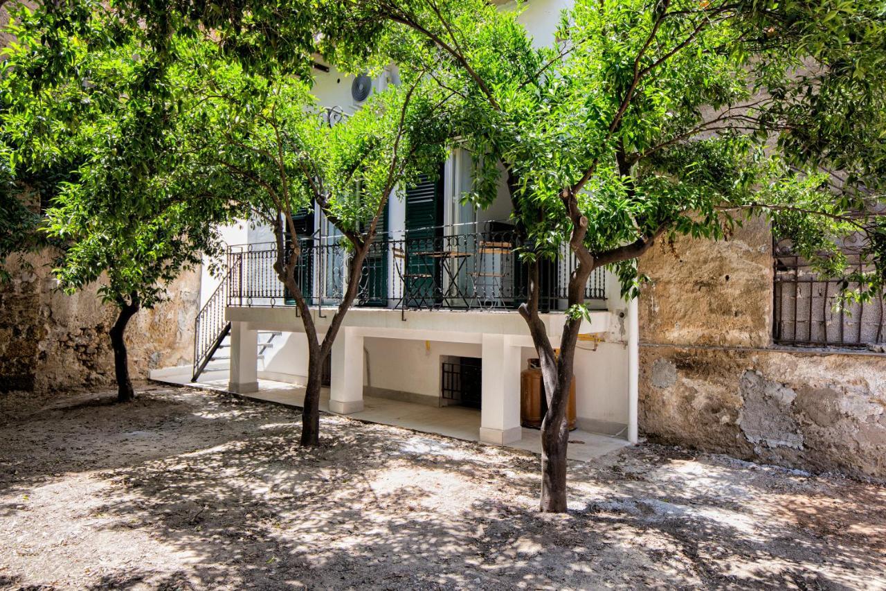 Garden House: Apartments And Rooms For Holidays Palermo Exterior photo
