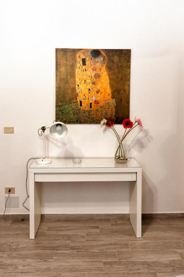 Garden House: Apartments And Rooms For Holidays Palermo Exterior photo