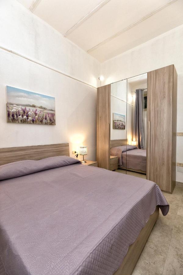 Garden House: Apartments And Rooms For Holidays Palermo Exterior photo
