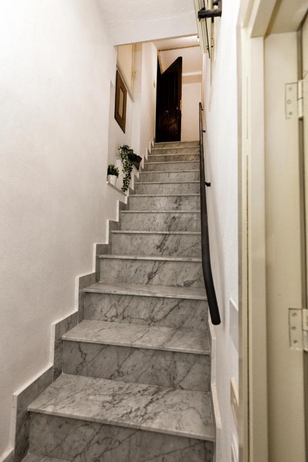 Garden House: Apartments And Rooms For Holidays Palermo Exterior photo