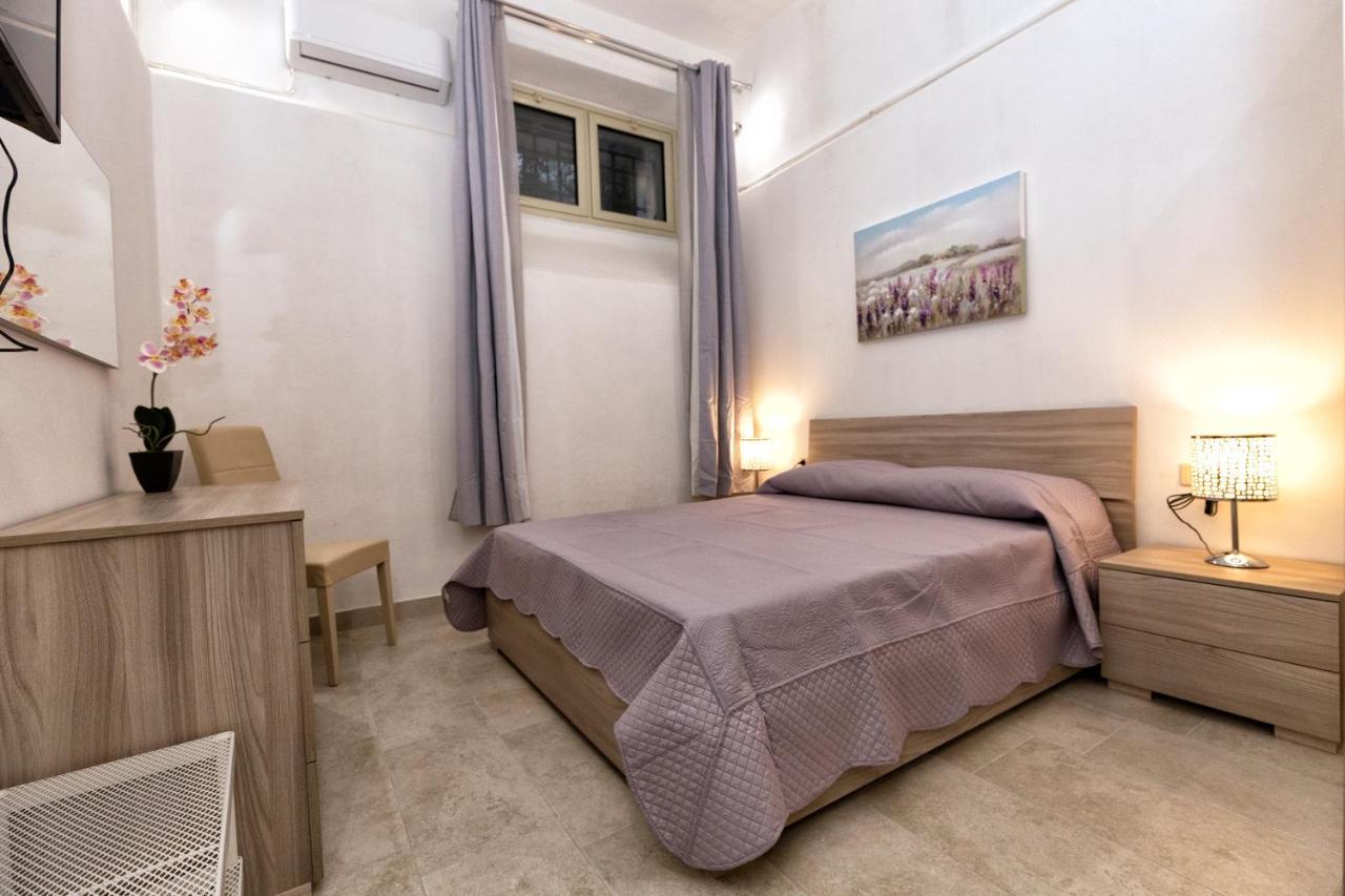 Garden House: Apartments And Rooms For Holidays Palermo Exterior photo